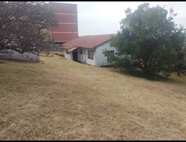 3 BEDROOM HOUSE FOR SALE IN BLUFF